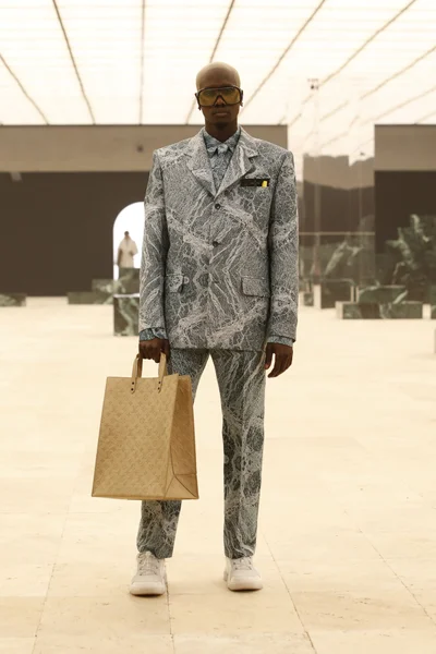 Look 55